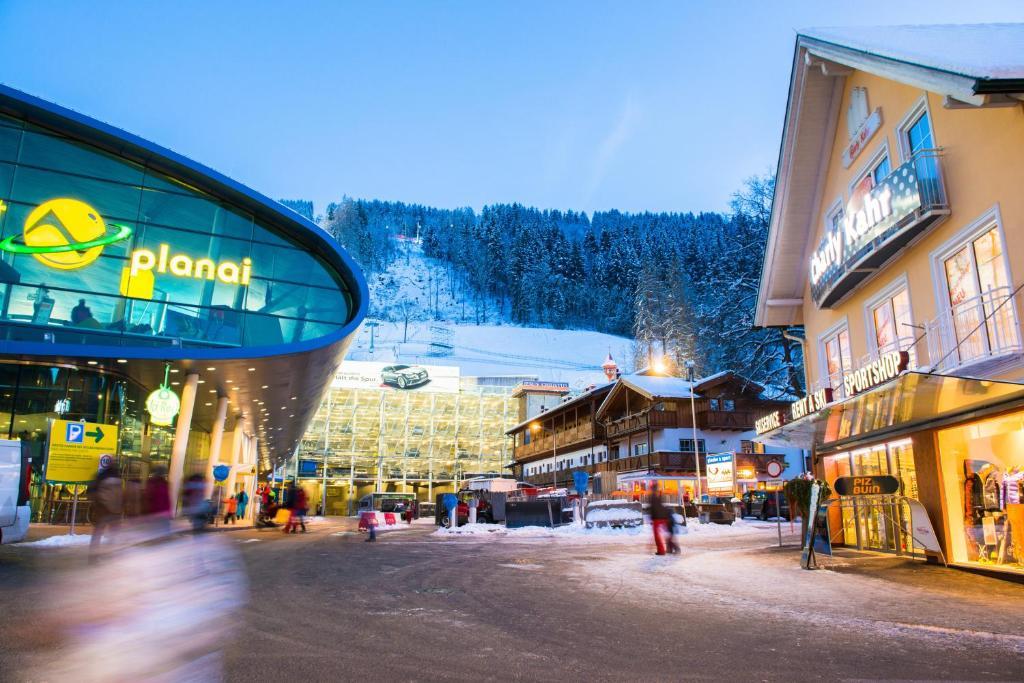 Appartement Charly Kahr And Family, Ski-In & Ski-Out Schladming Ngoại thất bức ảnh