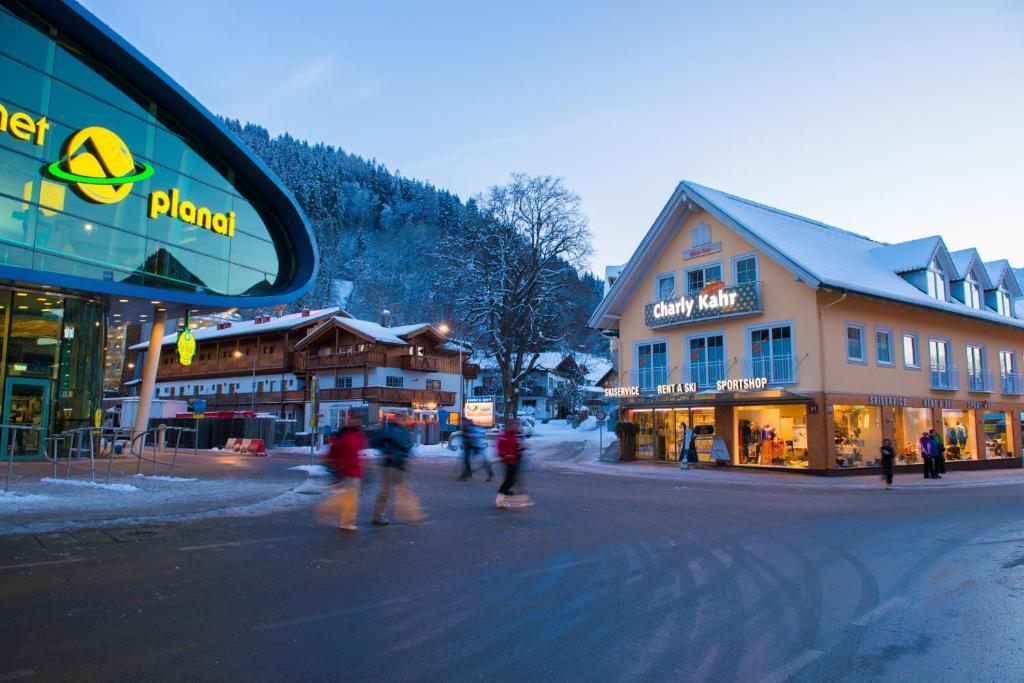 Appartement Charly Kahr And Family, Ski-In & Ski-Out Schladming Ngoại thất bức ảnh