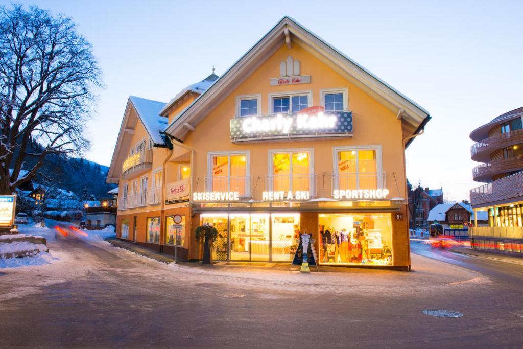 Appartement Charly Kahr And Family, Ski-In & Ski-Out Schladming Phòng bức ảnh